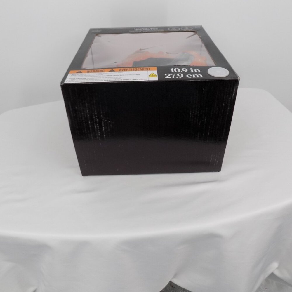 Ashland LED Infinity Mirror Orange Jack O Lantern Face Lights Indoor Pumpkin New - Picture 3 of 7